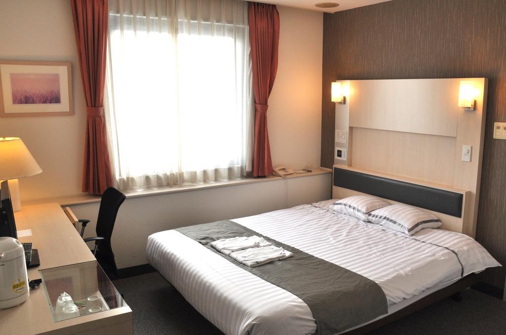 Hotel West Numazu Quarto foto